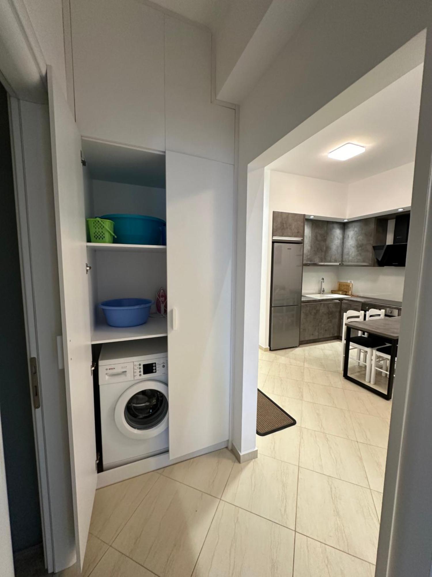 Aqua Apartments Seaview Саранда Экстерьер фото