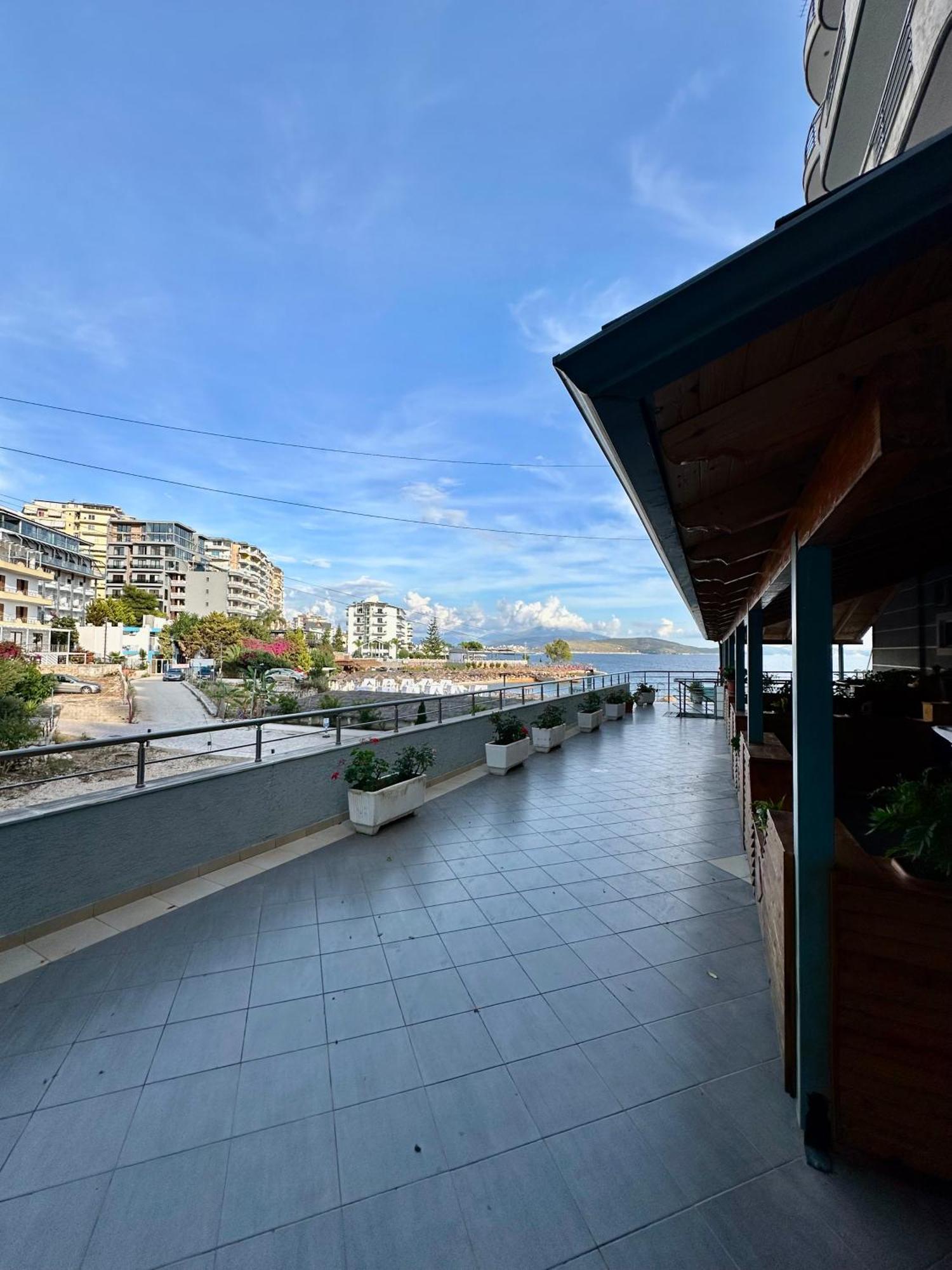 Aqua Apartments Seaview Саранда Экстерьер фото